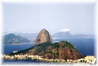 Willkommen in Rio - Blick auf Zuckerhut und Stadtteil Urca.